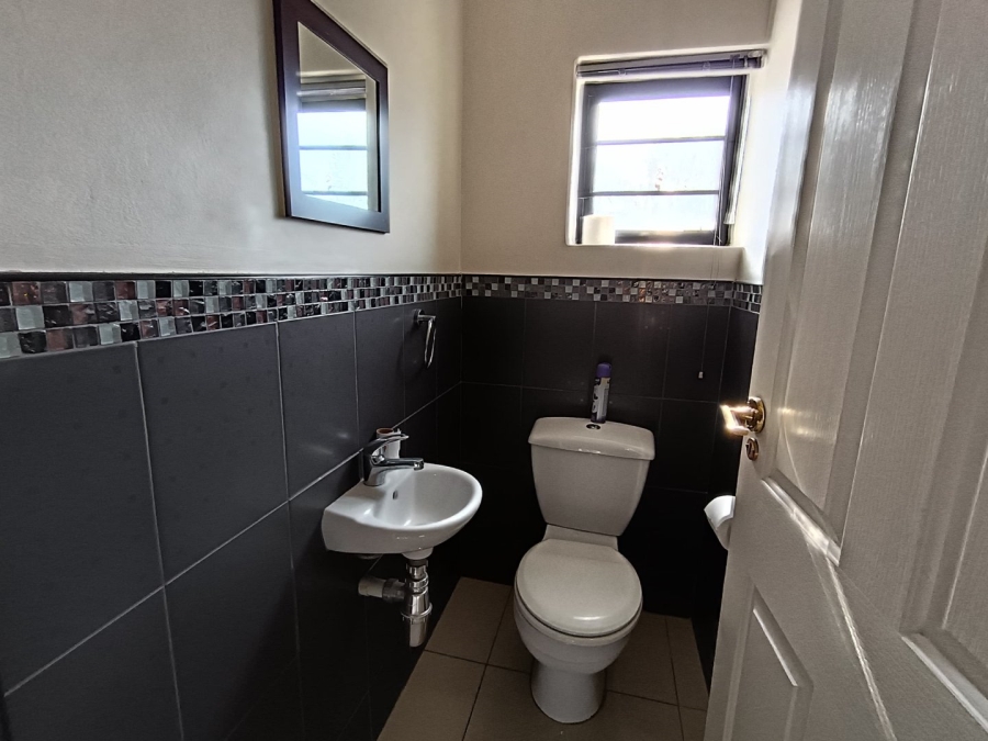  Bedroom Property for Sale in Newton Park Eastern Cape